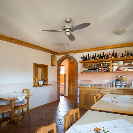 Rooms&apartments Pazlarjerman 公寓 布莱德