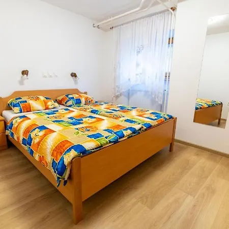 Rooms&apartments Pazlar Apartment Bled