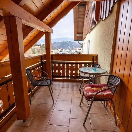 公寓 Rooms&apartments Pazlarjerman *