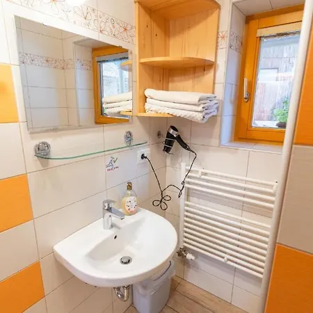 Rooms&apartments Pazlarjerman * Bled