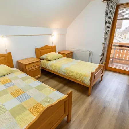 Rooms&apartments Pazlarjerman