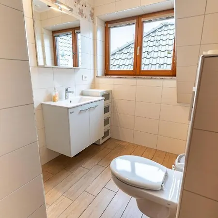 Rooms&apartments Pazlarjerman