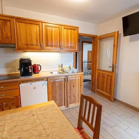Rooms&apartments Pazlarjerman * Bled