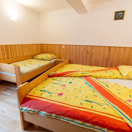 Rooms&apartments Pazlarjerman *