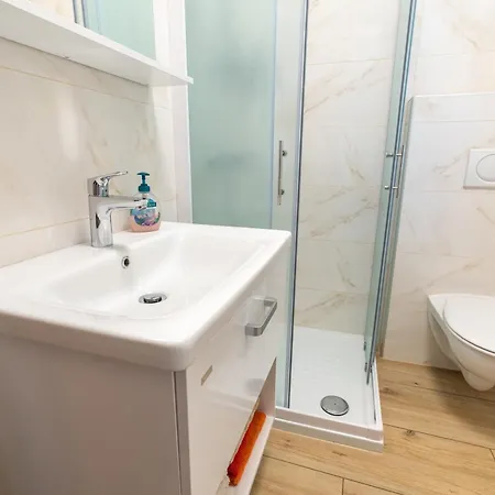 Rooms&apartments Pazlarjerman 布莱德