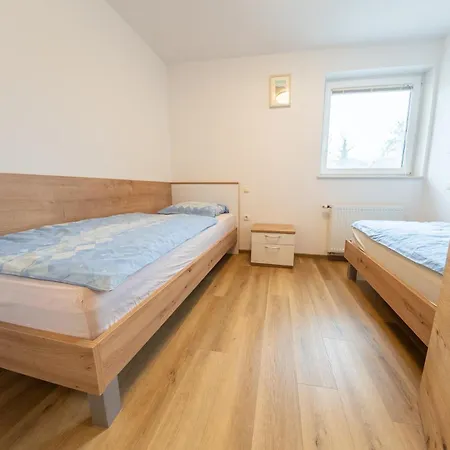 Rooms&apartments Pazlarjerman