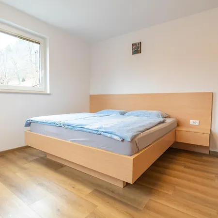 Rooms&apartments Pazlarjerman 布莱德