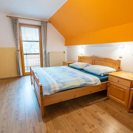 Rooms&apartments Pazlarjerman 布莱德
