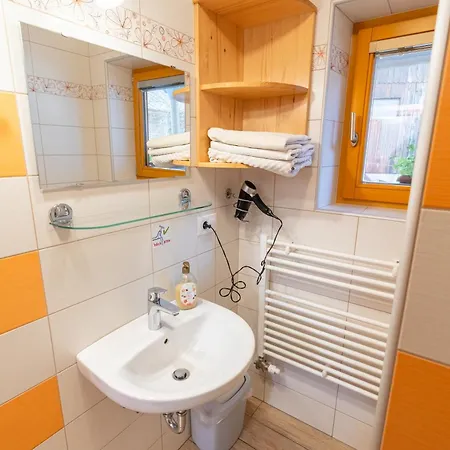 公寓 Rooms&apartments Pazlarjerman *