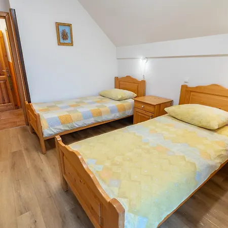 公寓 Rooms&apartments Pazlarjerman