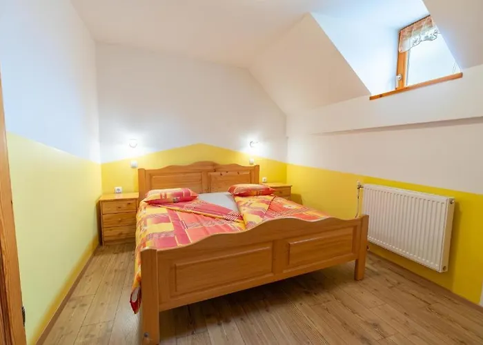 Rooms&apartments Pazlar * بليد